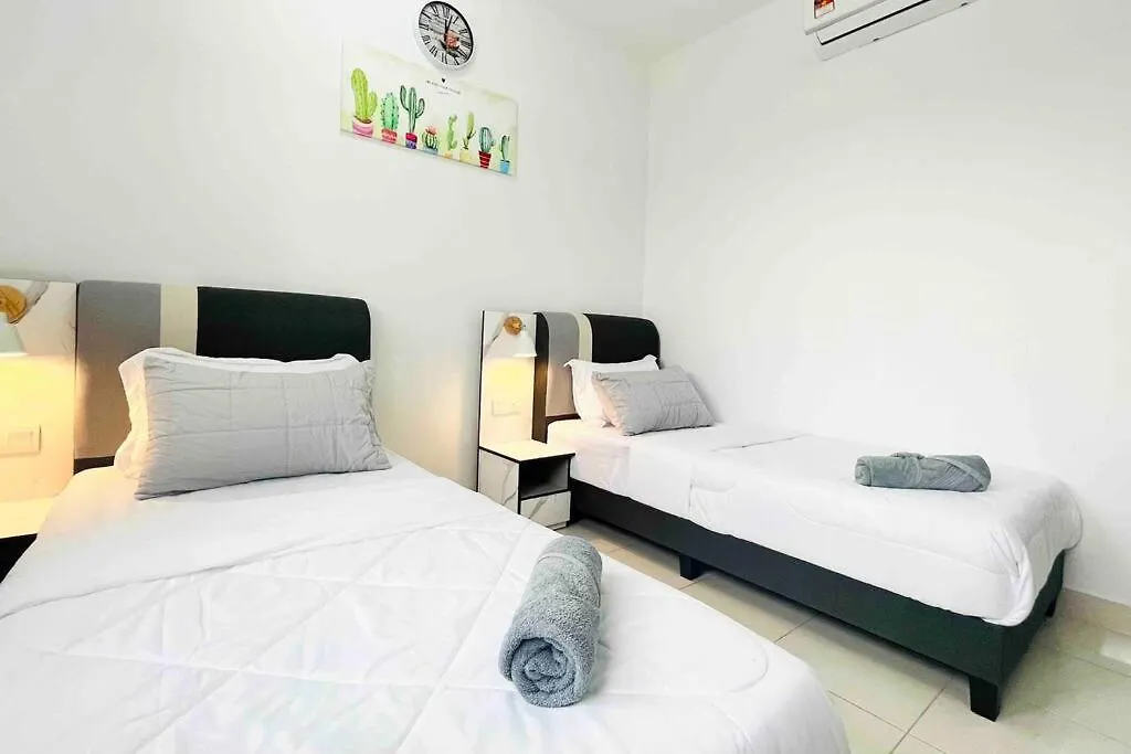 Studio Room Near Airport Klia1/2 Sepang Apartment